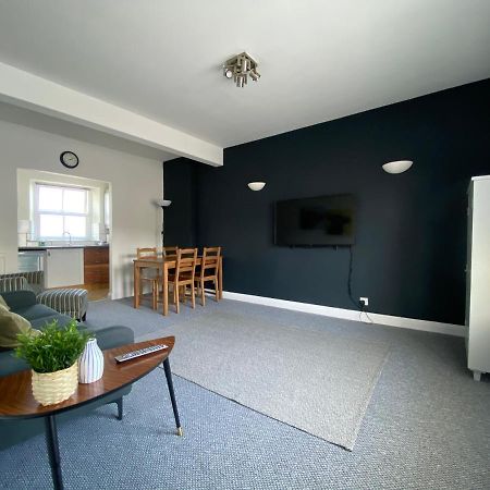 15 Queen Street, Flat 2 ウルバーストン エクステリア 写真